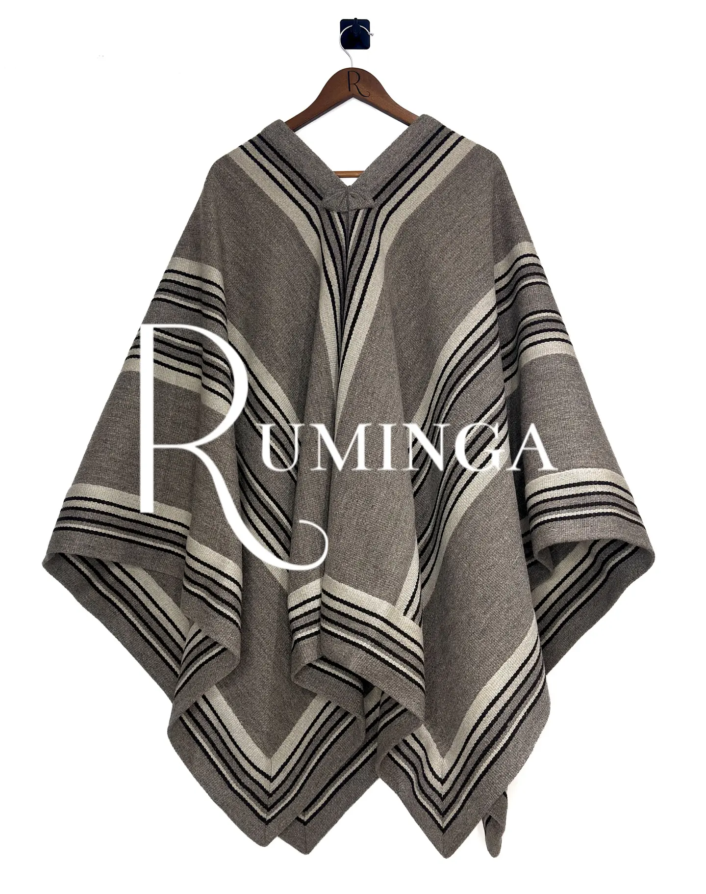 Poncho extra fino lana oveja con huincha  1