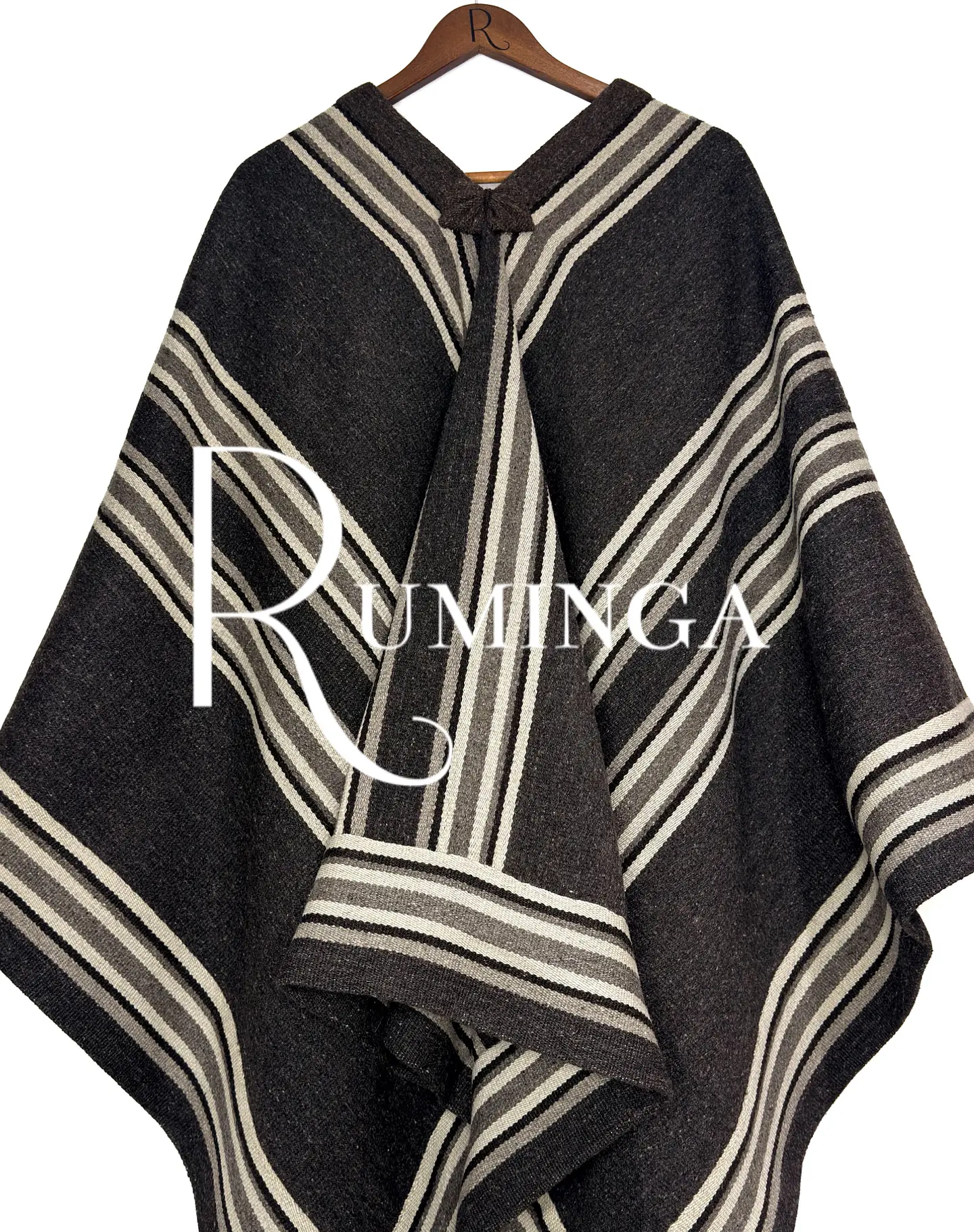 Poncho extra fino lana oveja con huincha  2