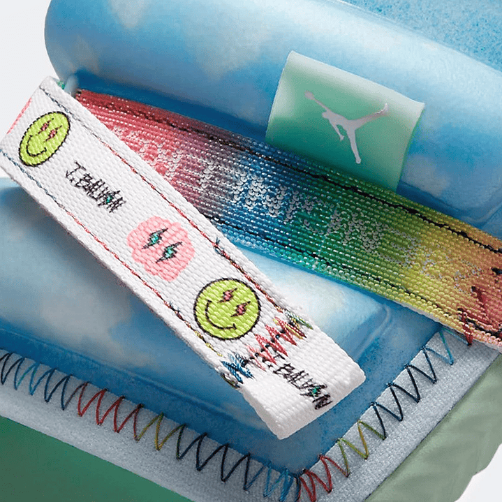 JORDAN AIR BALVIN SUPER PLAY SLIDE 5