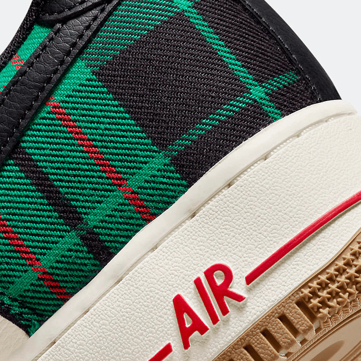 NIKE AIR FORCE 1 '07 LX PALE IVORY 3