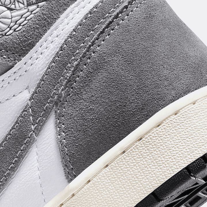 AIR JORDAN 1 RETRO HIGH OG WASHED BLACK - NIÑOS 3