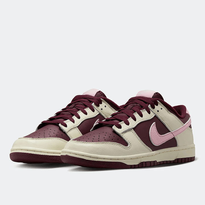 NIKE DUNK LOW RETRO PRM VALENTINE'S DAY 2