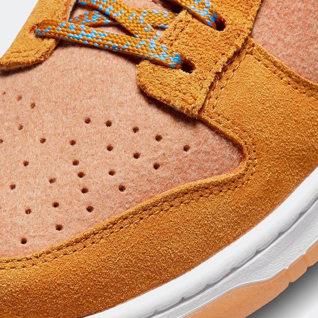 NIKE DUNK LOW TEDDY BEAR 3
