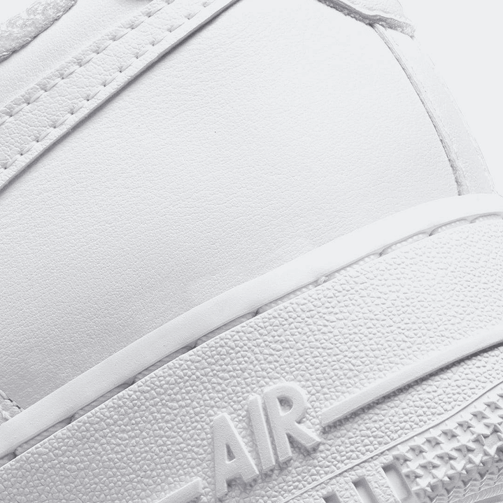 NIKE AIR FORCE 1 LOW CUT OUT- MUJER 5