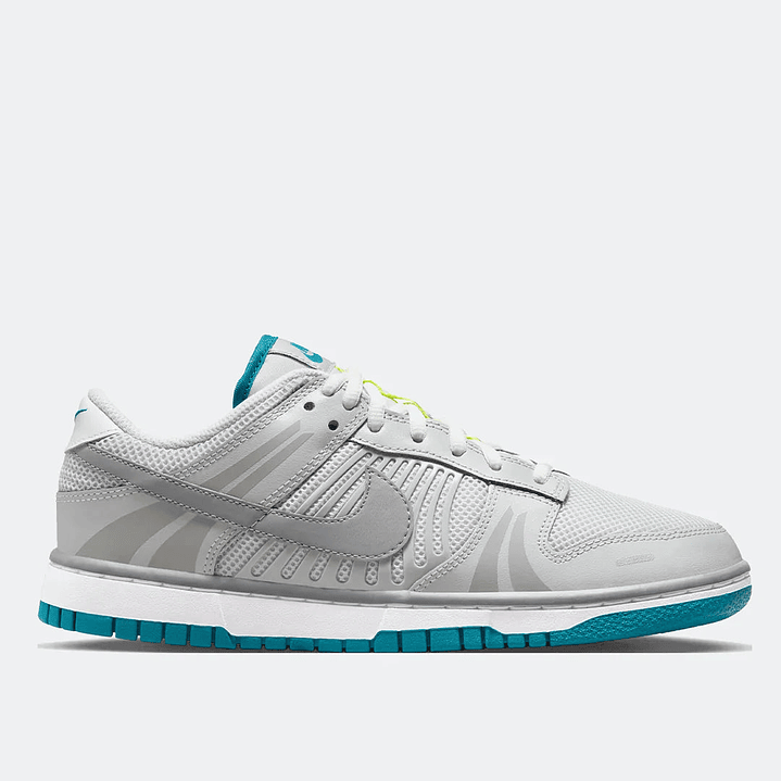 NIKE DUNK LOW SE GREY FOG AND BLUSTERY - MUJER 1