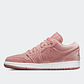 JORDAN 1 LOW SE PINK VELVET - MUJER - Miniatura 4