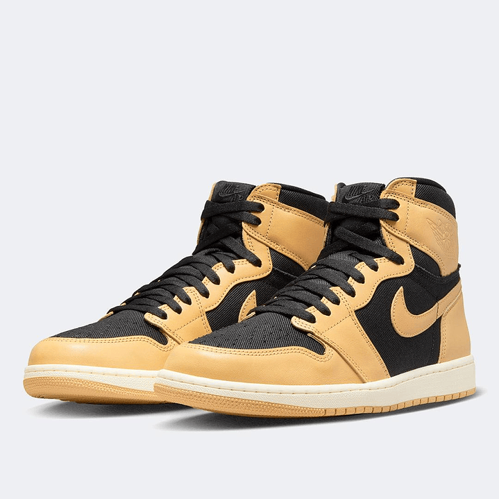 AIR JORDAN 1 RETRO HIGH OG HEIRLOOM 2