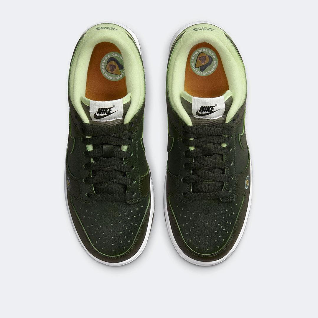 NIKE DUNK LOW LX AVOCADO - MUJER 3