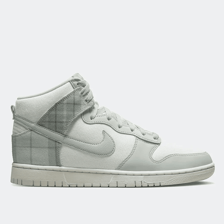 NIKE DUNK HIGH SE TARTAN PLAID WHITE 1