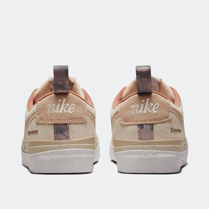 NIKE SB BLAZER LOW 4