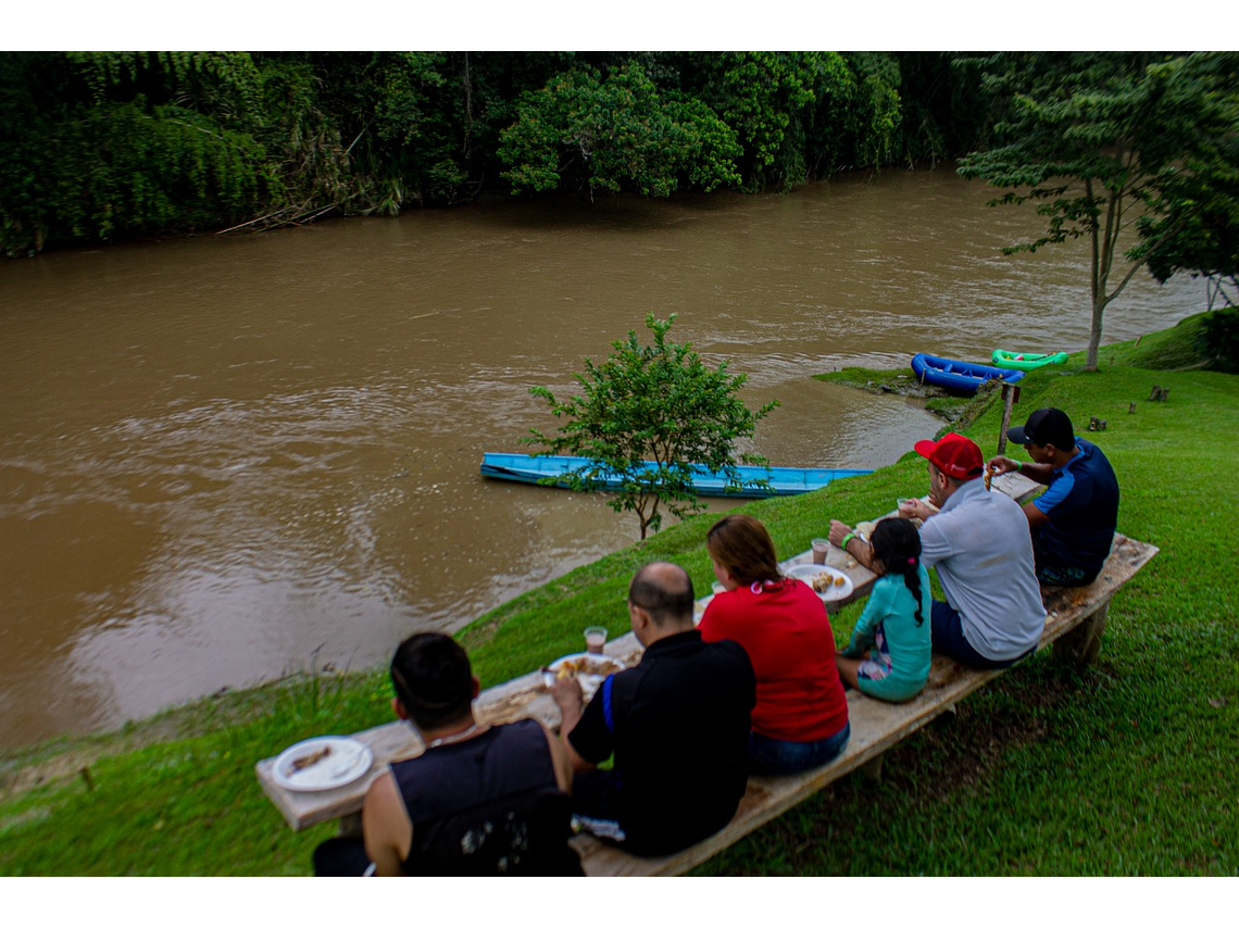 CROSSING PLAN ON THE LA VIEJA RIVER (Canoeing + Camping)
