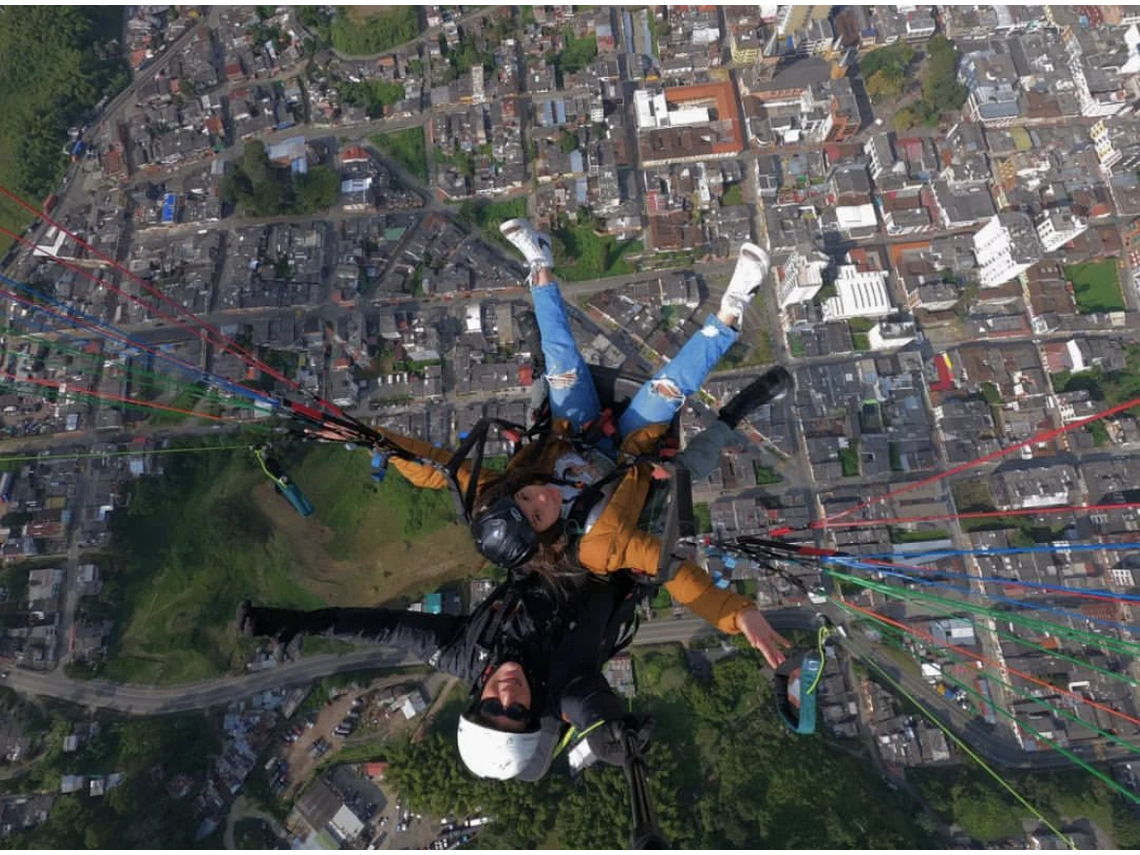 Vuelo en Parapente Calarcá