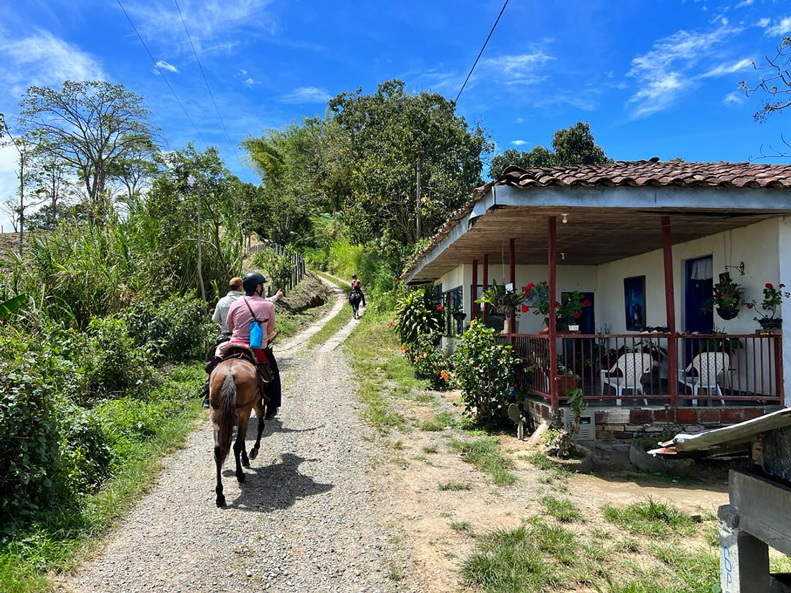 Ecological Horseback Riding in the Corregimiento of La India de Filandia