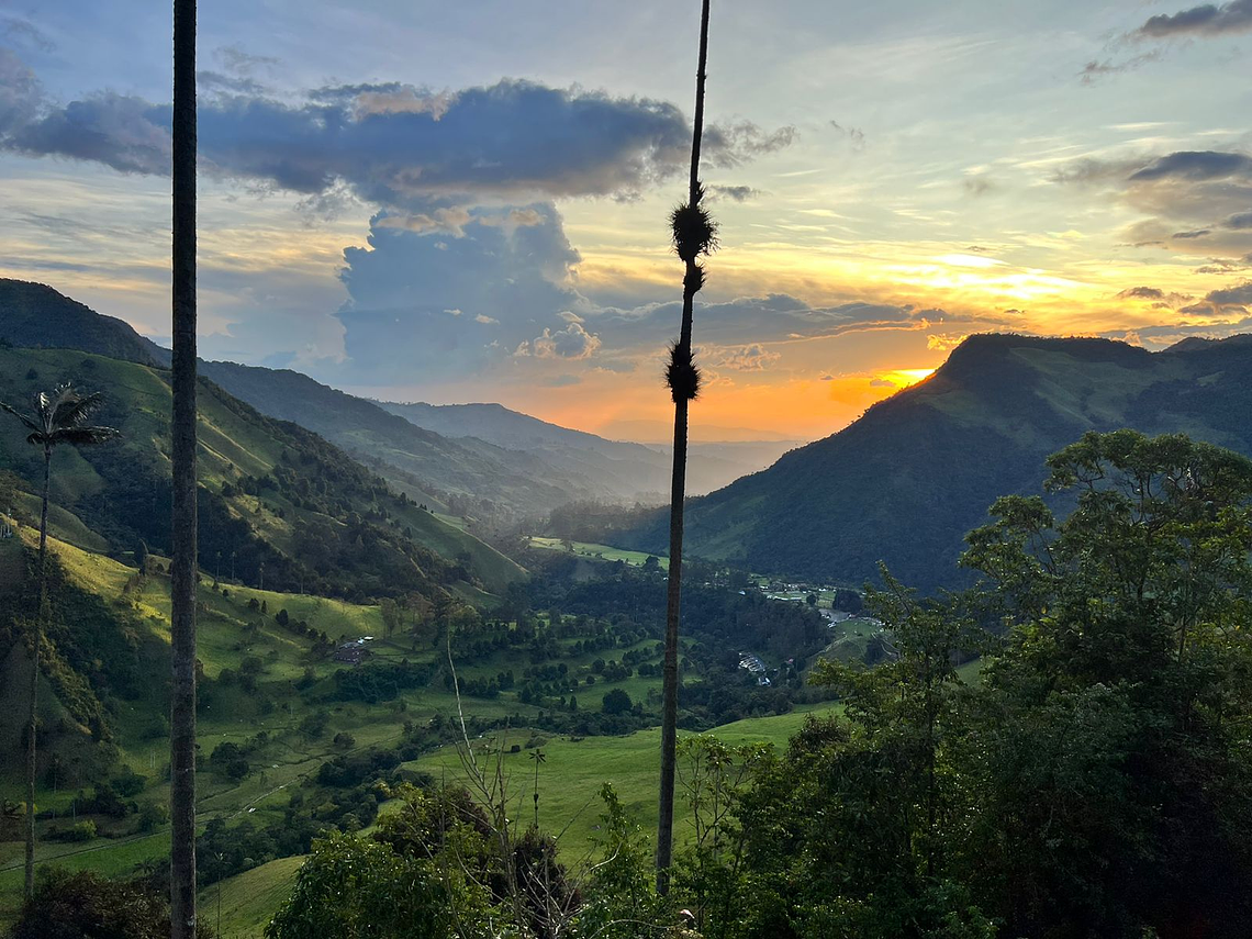 ✨ FULL DAY – “Cocora, Café y Pueblos Mágicos”