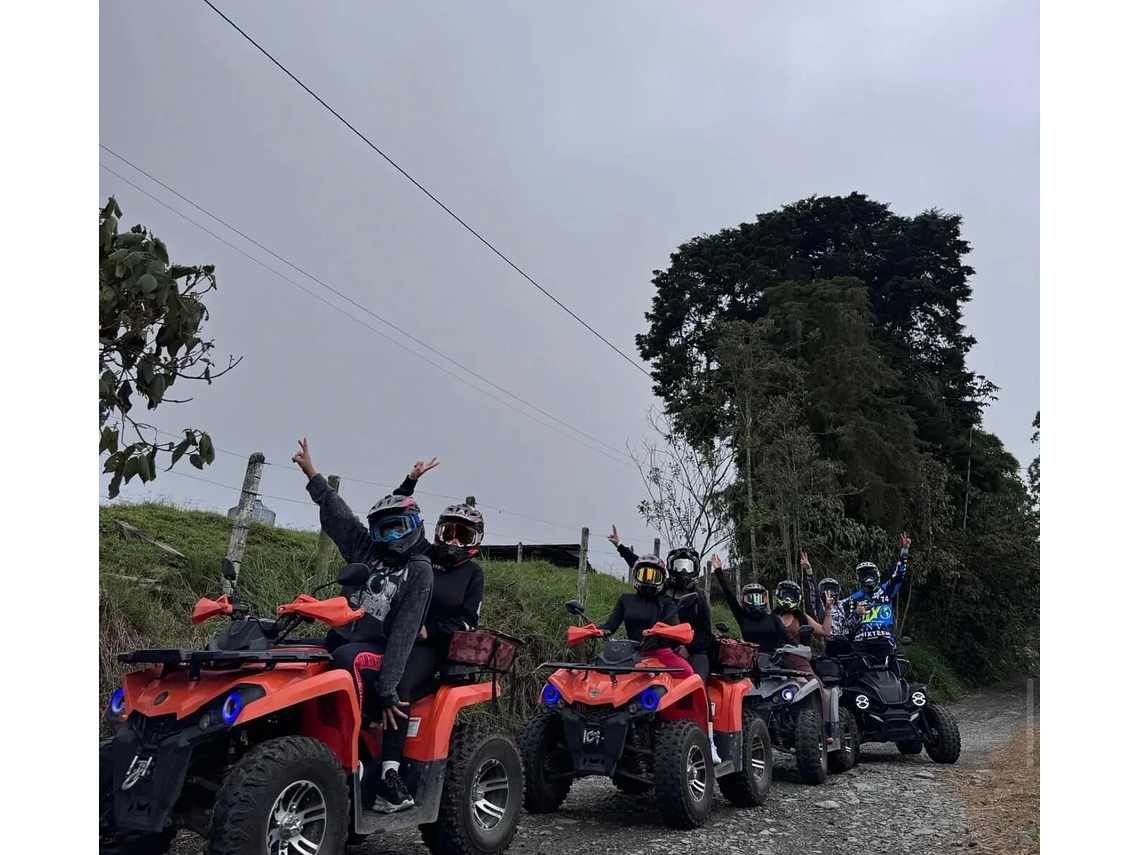 Adrenalina Sobre Cuatro Ruedas 