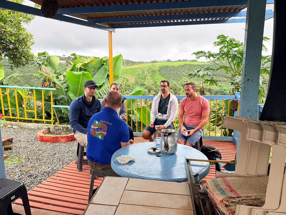 Full Day – Howler Monkey & Coffee Peasant Tour