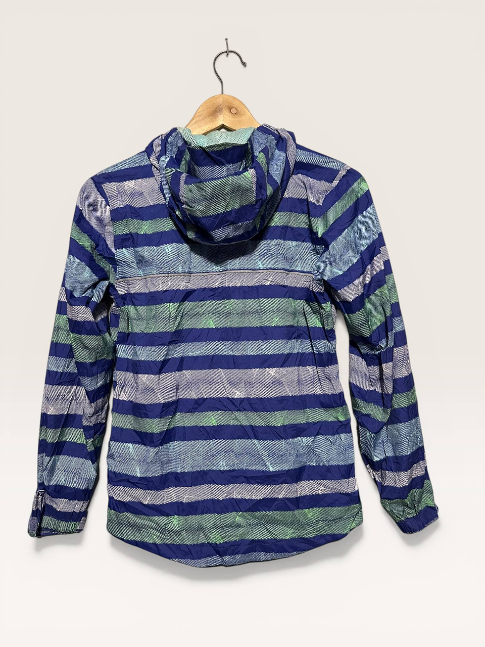 Cortavientos Columbia con Forro de Malla 3