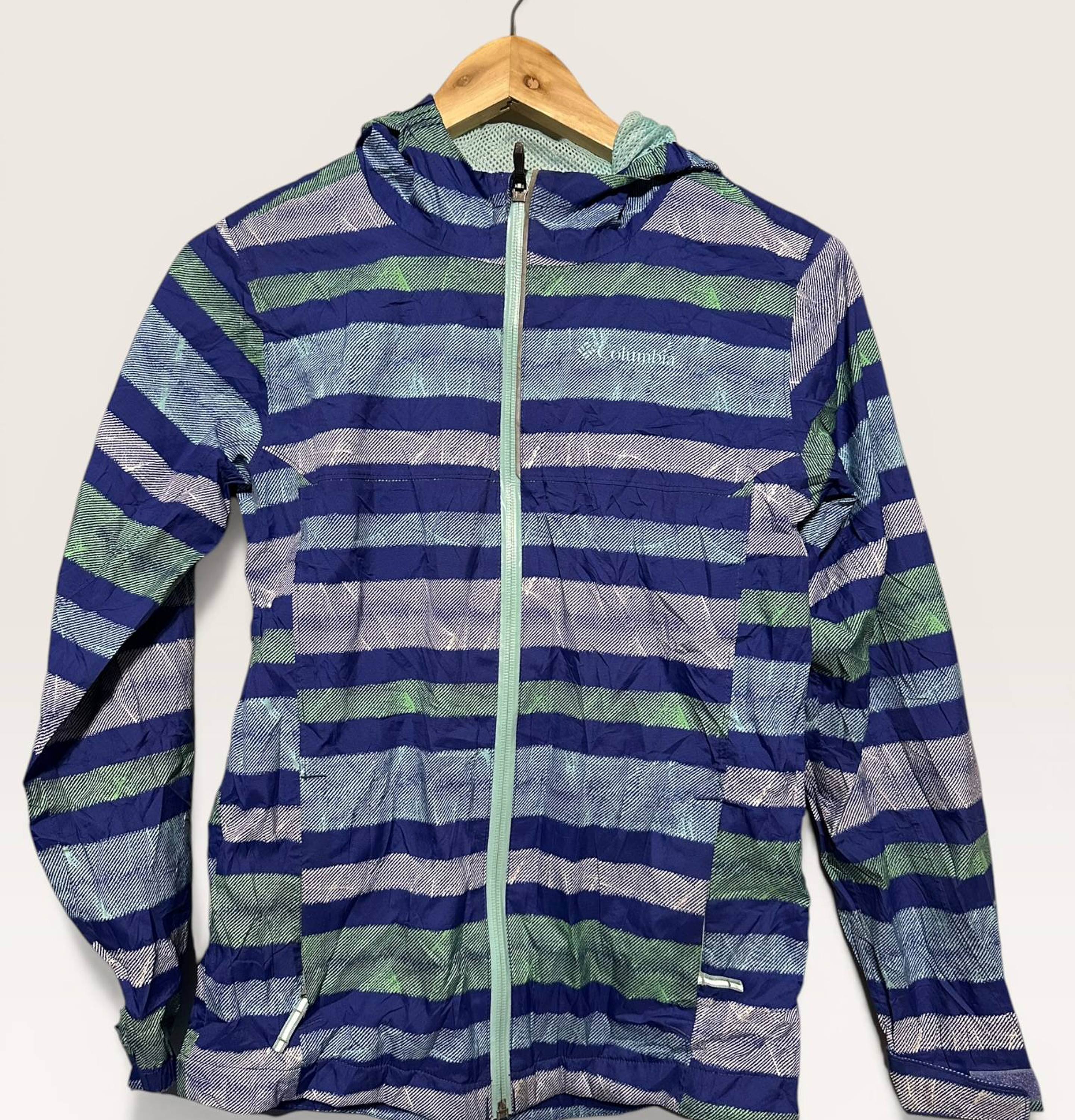 Cortavientos Columbia con Forro de Malla 1