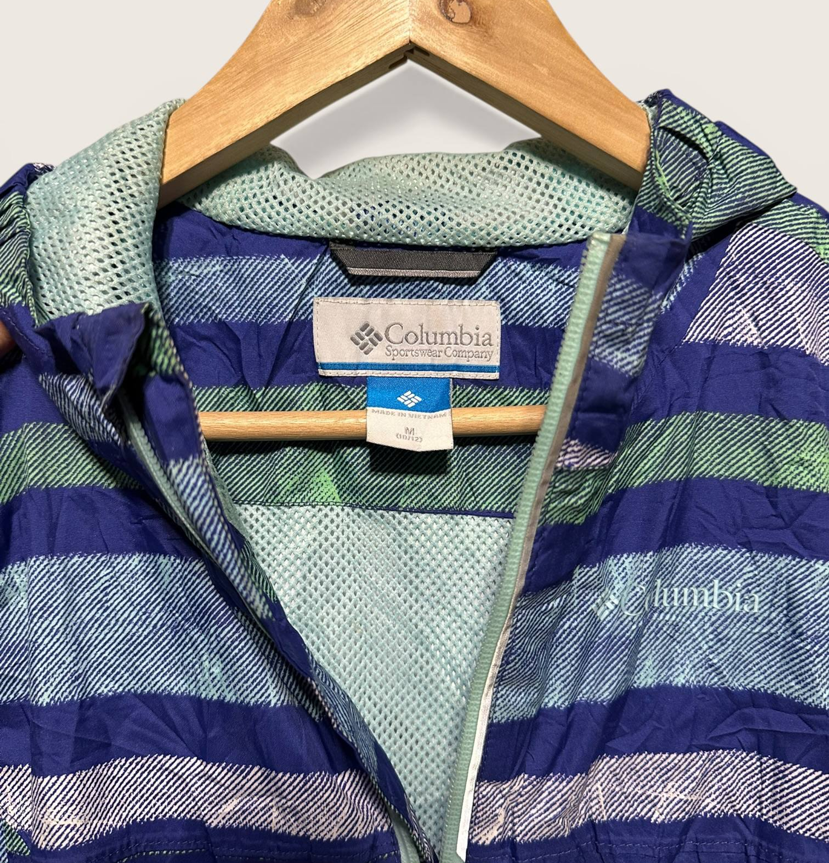 Cortavientos Columbia con Forro de Malla 4