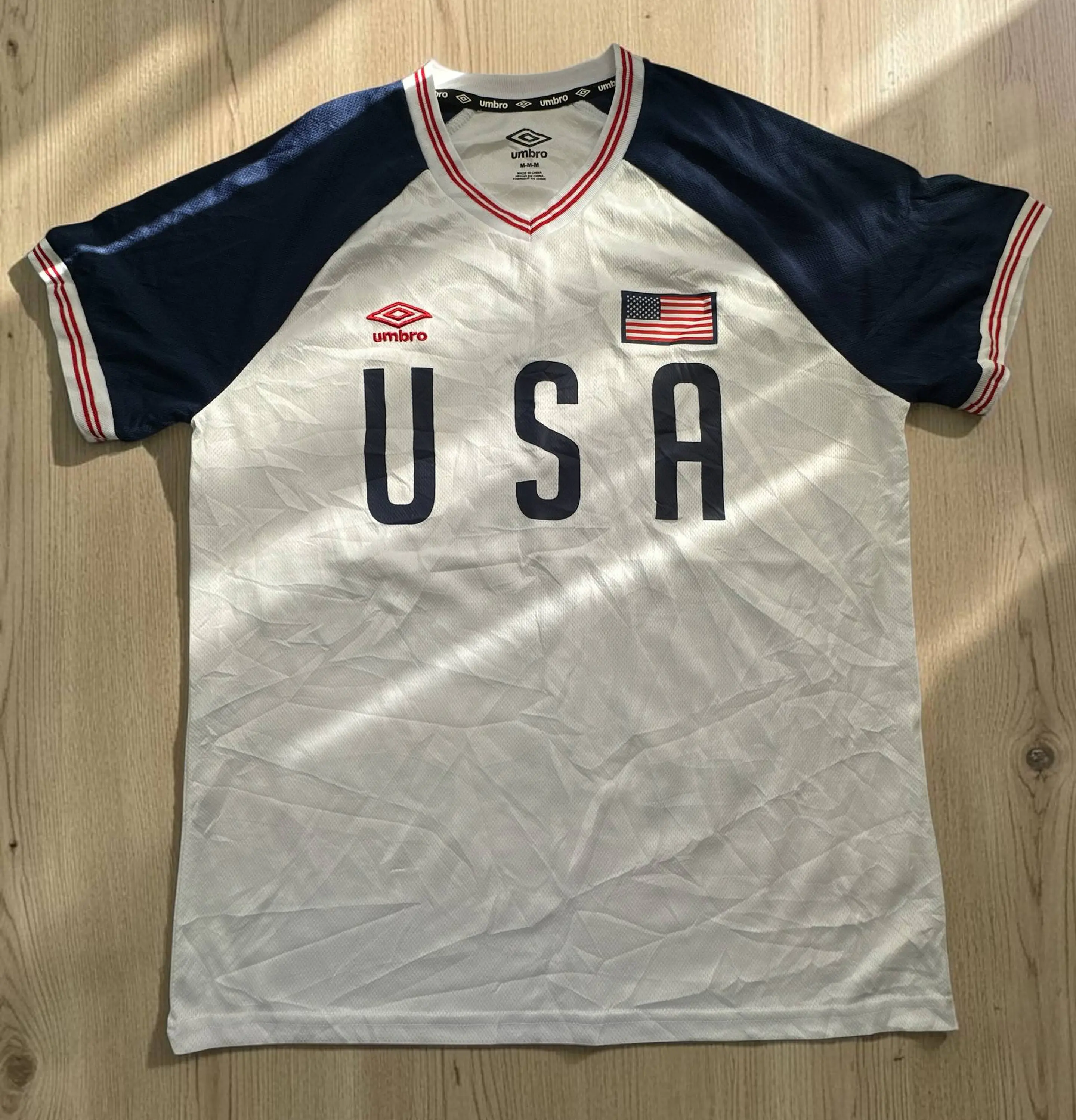 Umbro | Camiseta Fútbol USA | Talla M 1