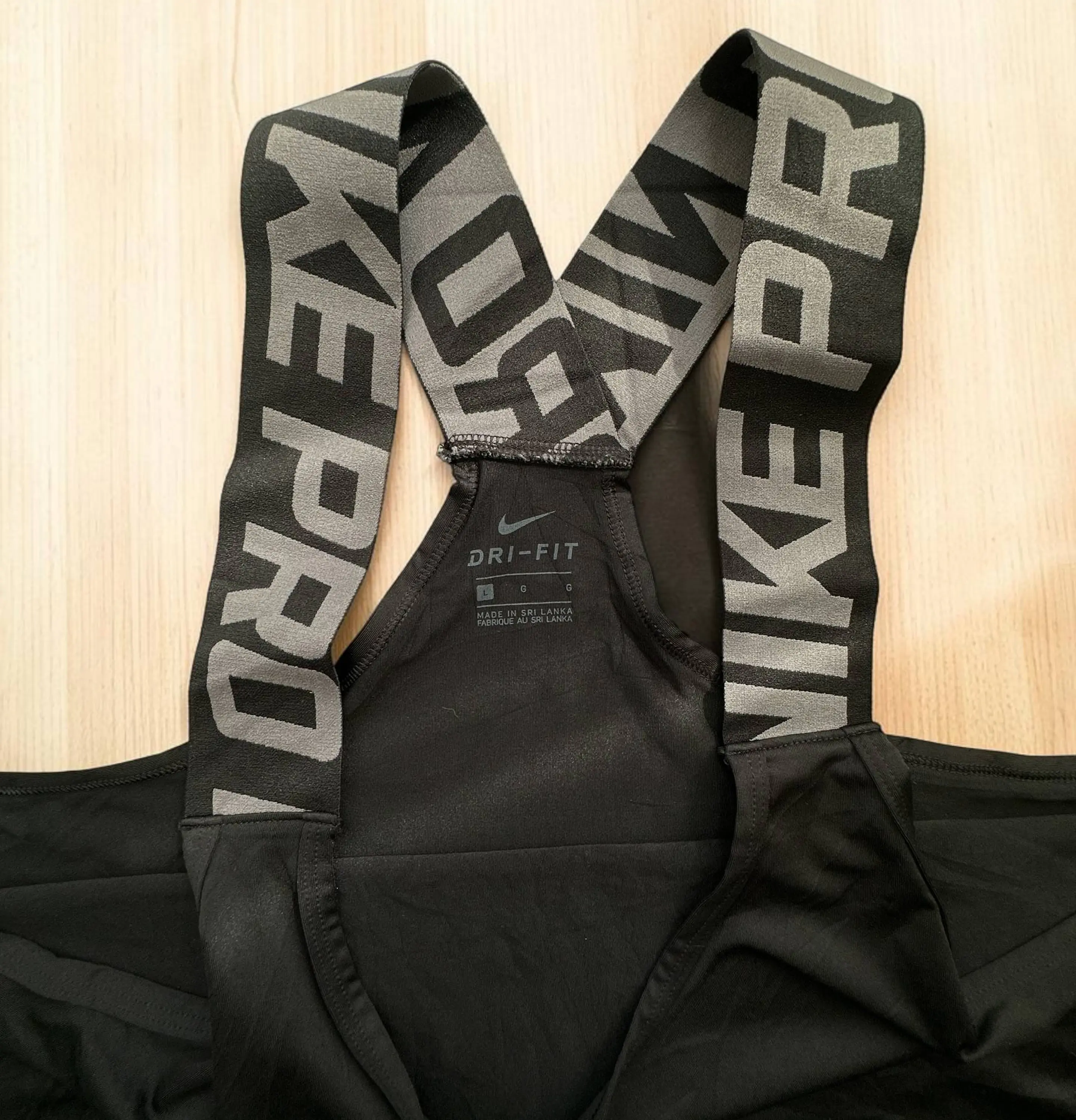 Nike Pro Dri-Fit | Top Deportivo Mujer | Talla L 2