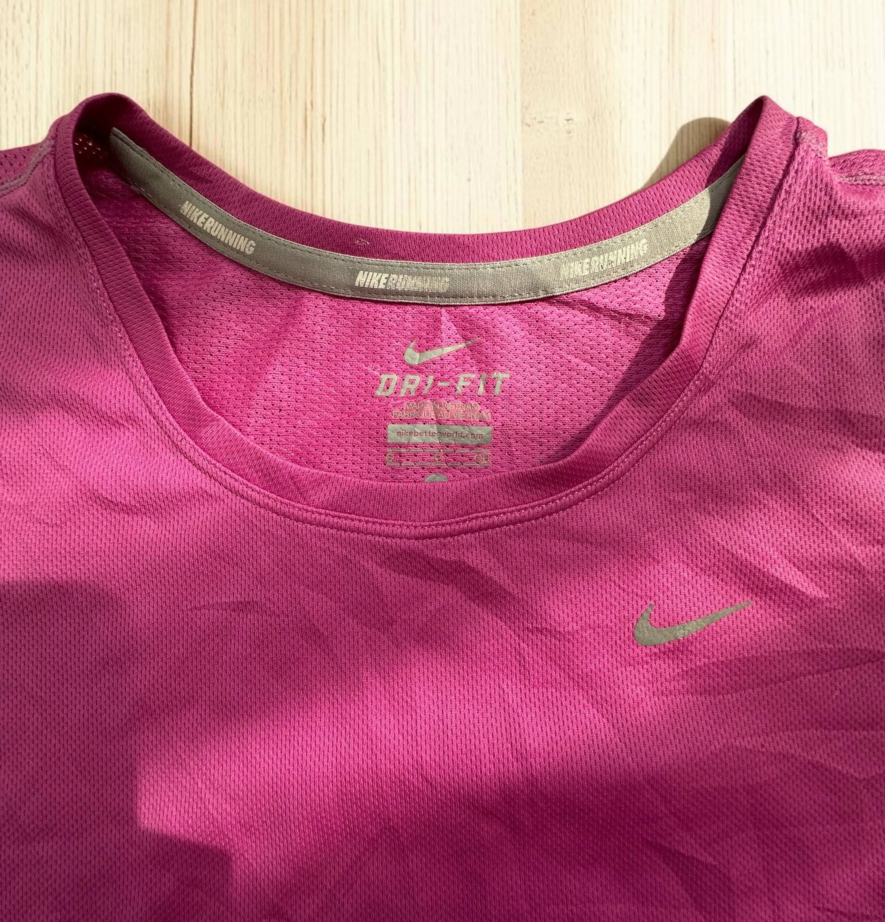 Nike Running Dri-Fit | Polera Técnica Mujer | Talla S 2