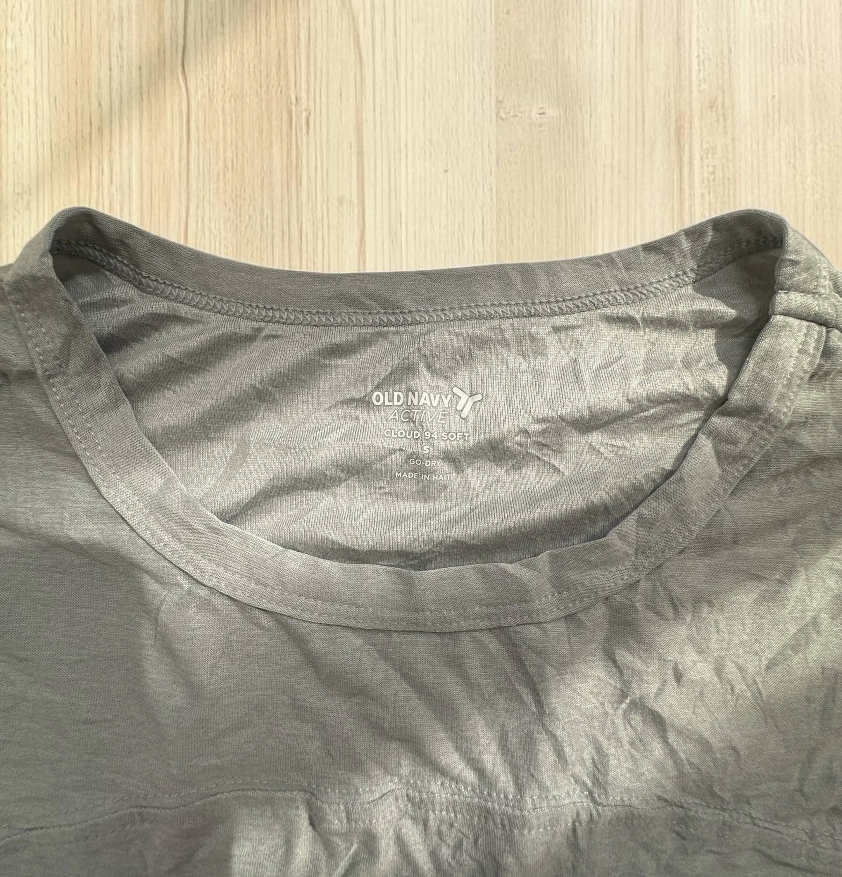 Old Navy Active Cloud 94 Soft | Polera Manga Larga Mujer | Talla S 2