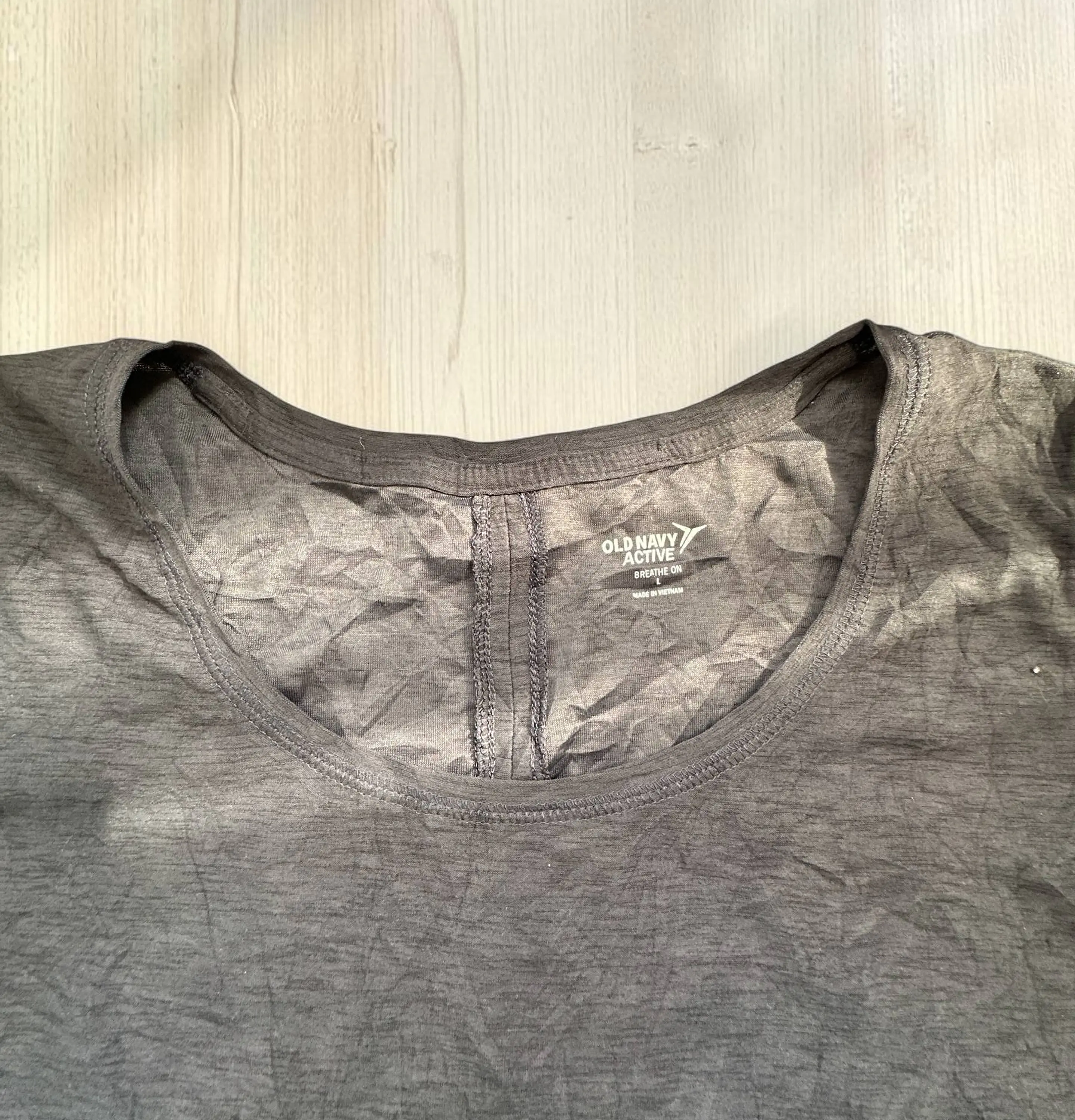 Old Navy Active Breathe-On | Polera Técnica Mujer | Talla L 2