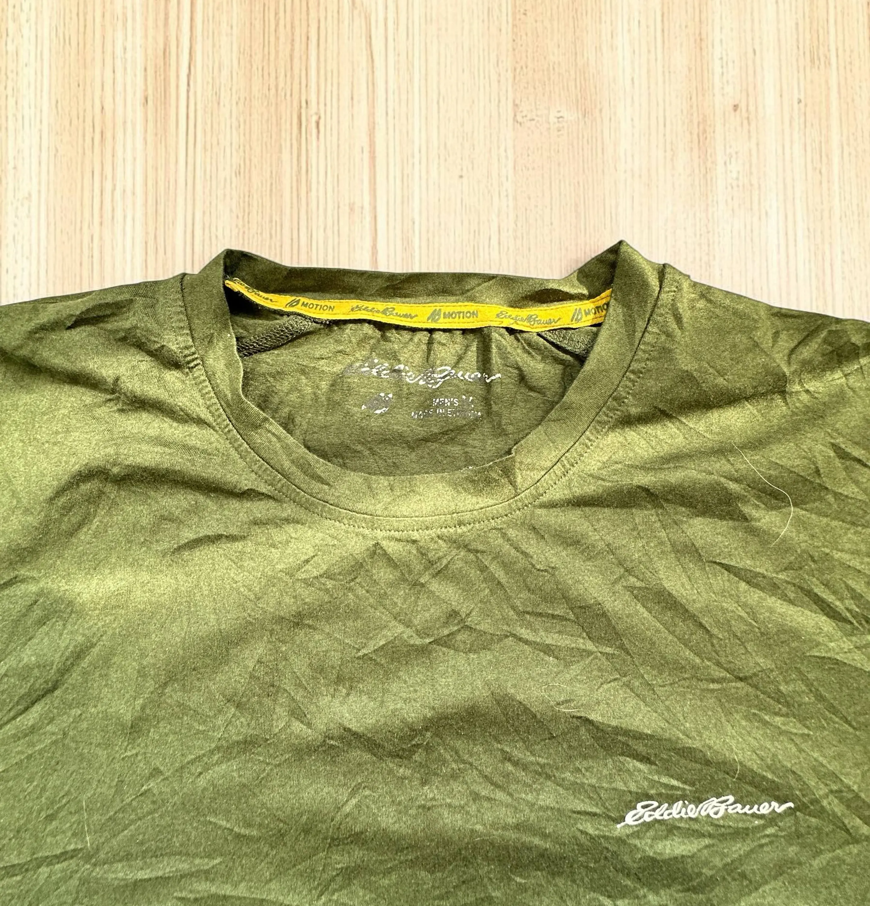 Eddie Bauer Motion | Polera Técnica Hombre | Talla M 2