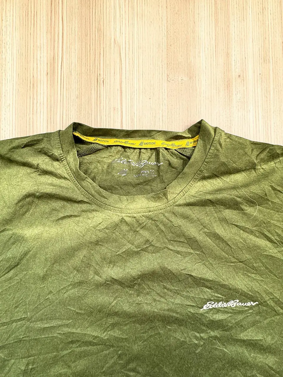 Eddie Bauer Motion | Polera Técnica Hombre | Talla M 2