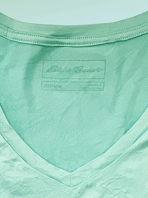 Eddie Bauer | Polera V-Neck Mujer | Talla S
