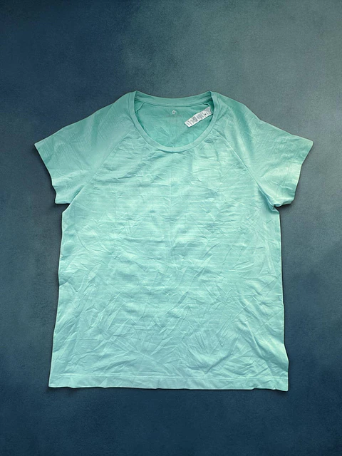 Tuff Athletics | Polera Deportiva Mujer | Talla L