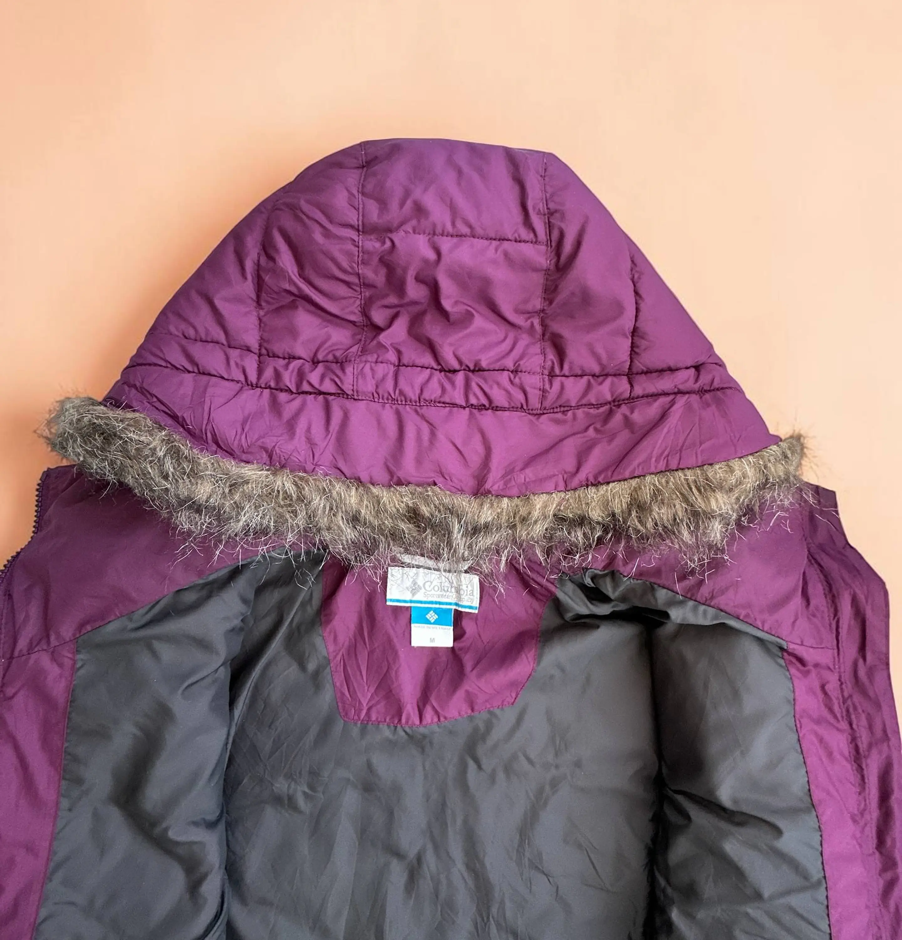 Columbia | Parka Acolchada con Peluche en Capucha | Mujer | Talla M 3