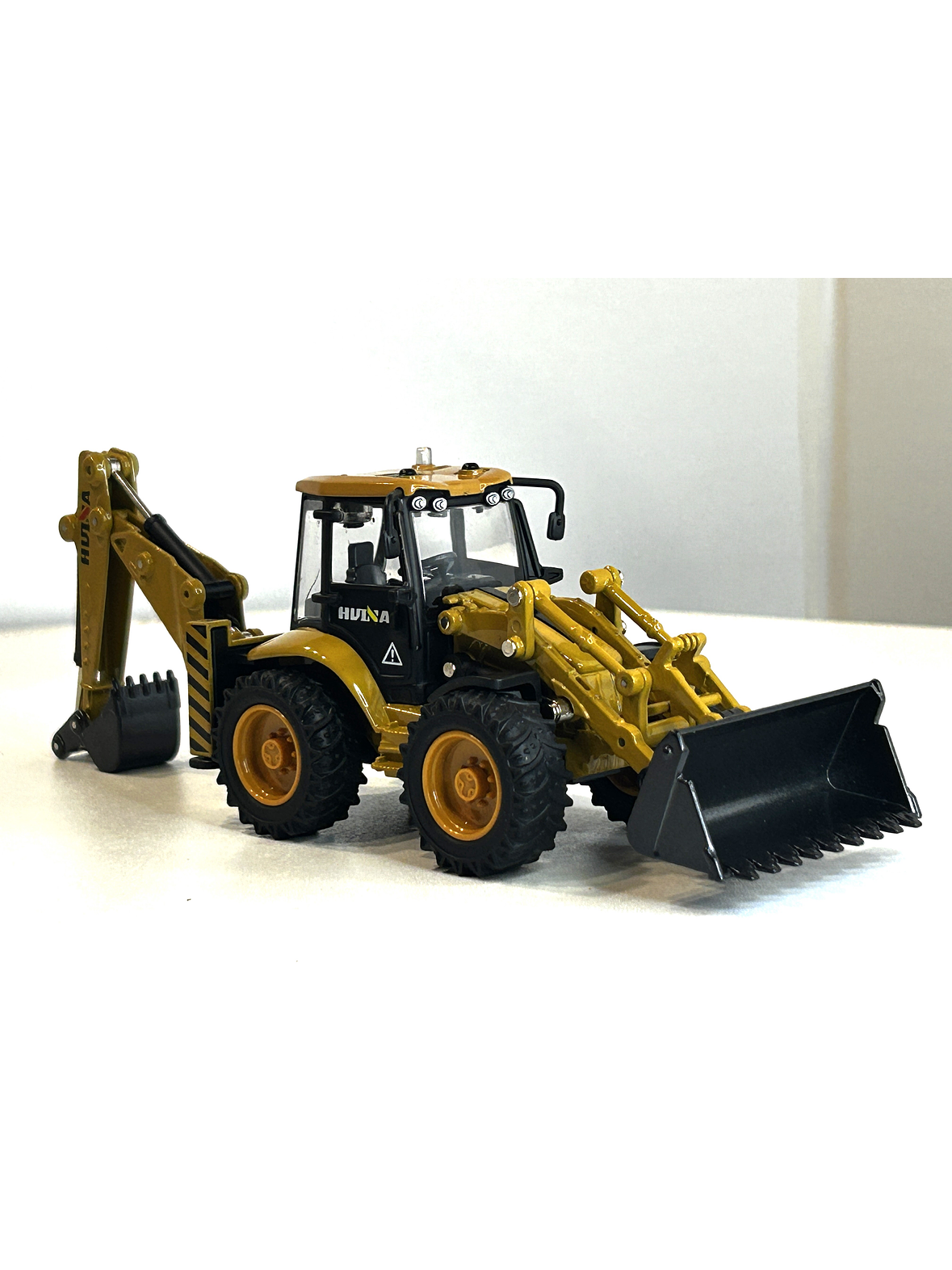 Retroexcavadora escala 1:50 en Metal | Vehículo de Construcción Coleccionable para Niños y Adulto 6