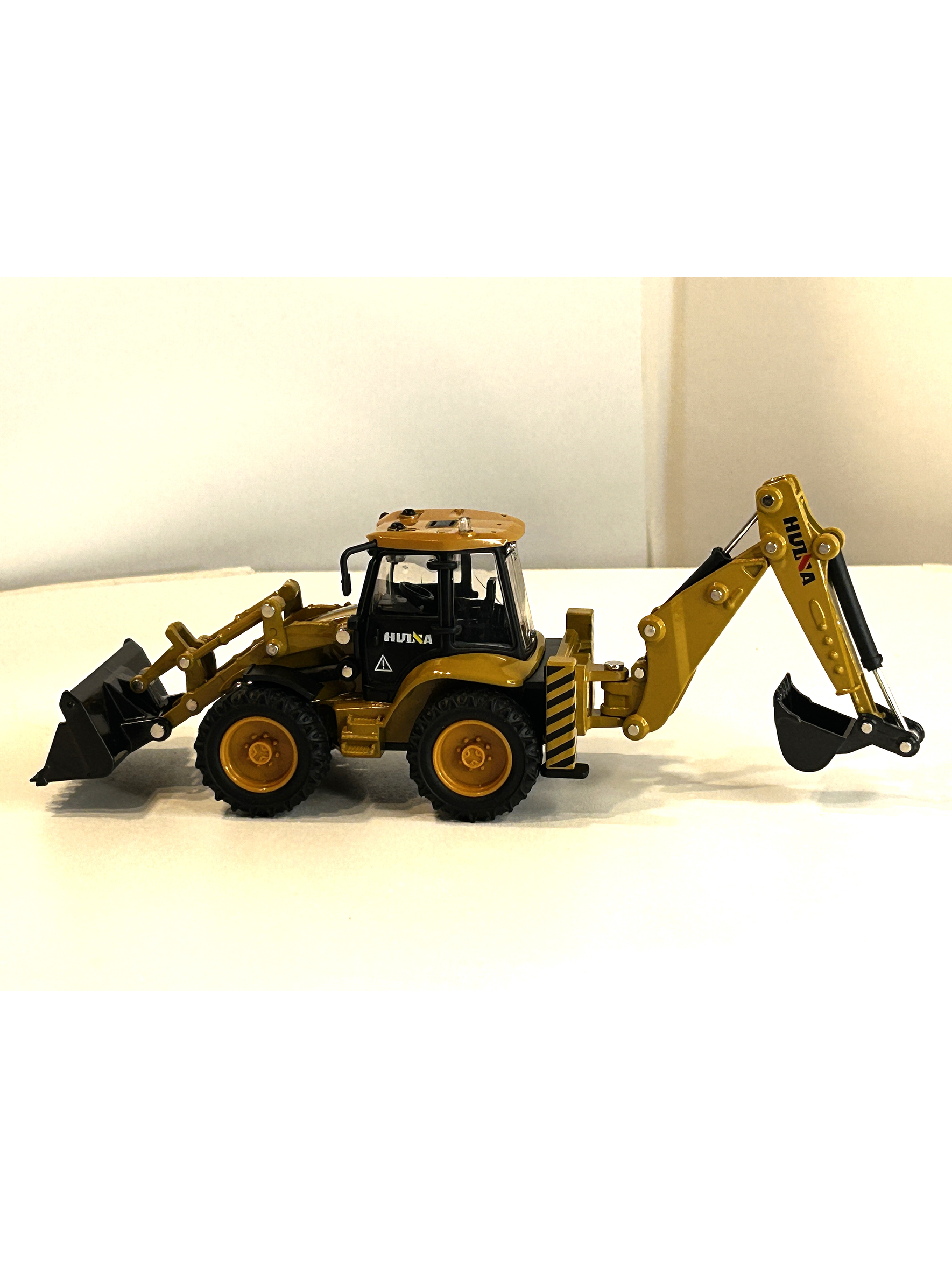 Retroexcavadora escala 1:50 en Metal | Vehículo de Construcción Coleccionable para Niños y Adulto 7