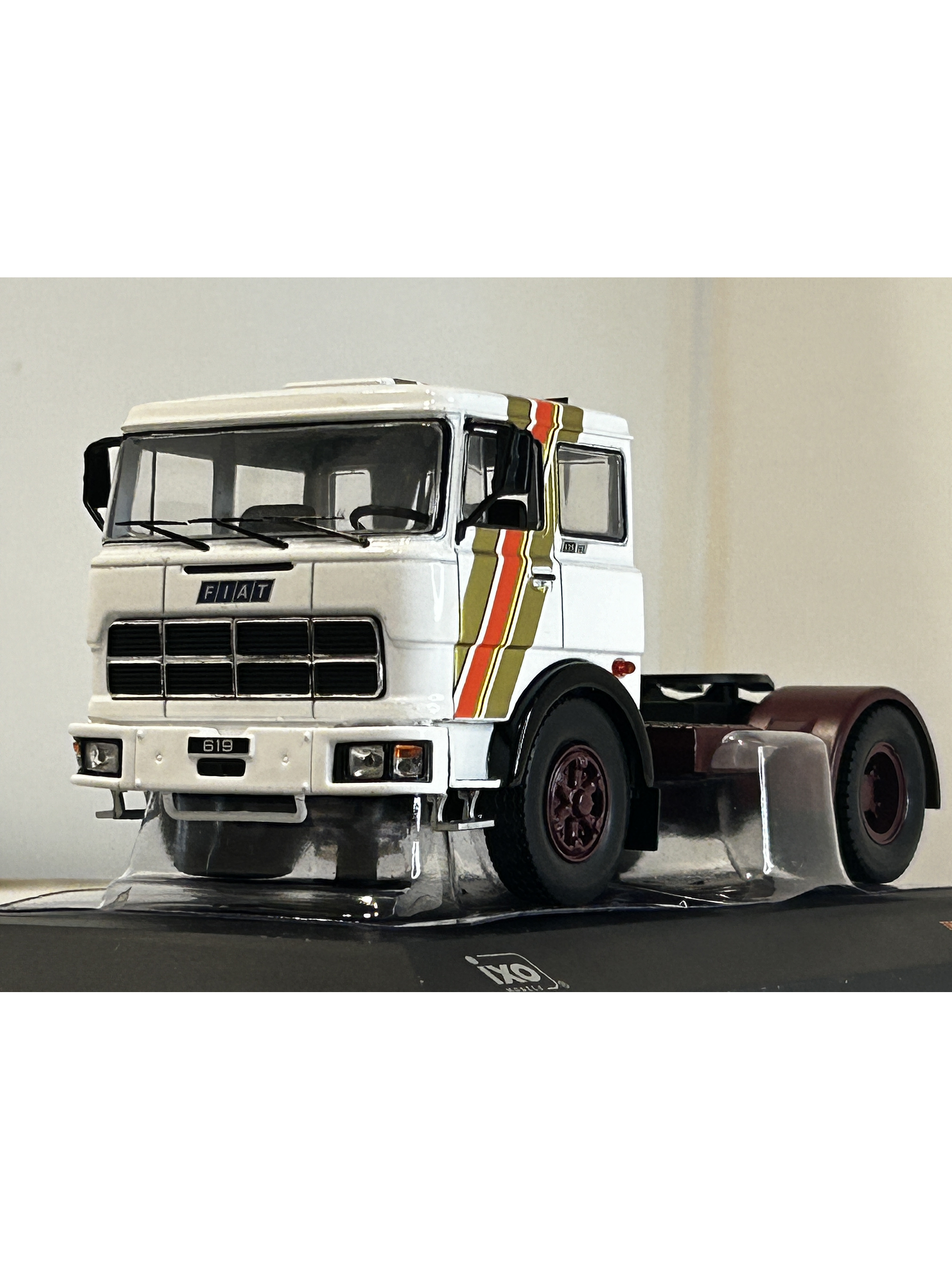 Fiat 619 N1 (1980) a Escala 1:43 | Ixo Models Camión Clásico Die-cast 2