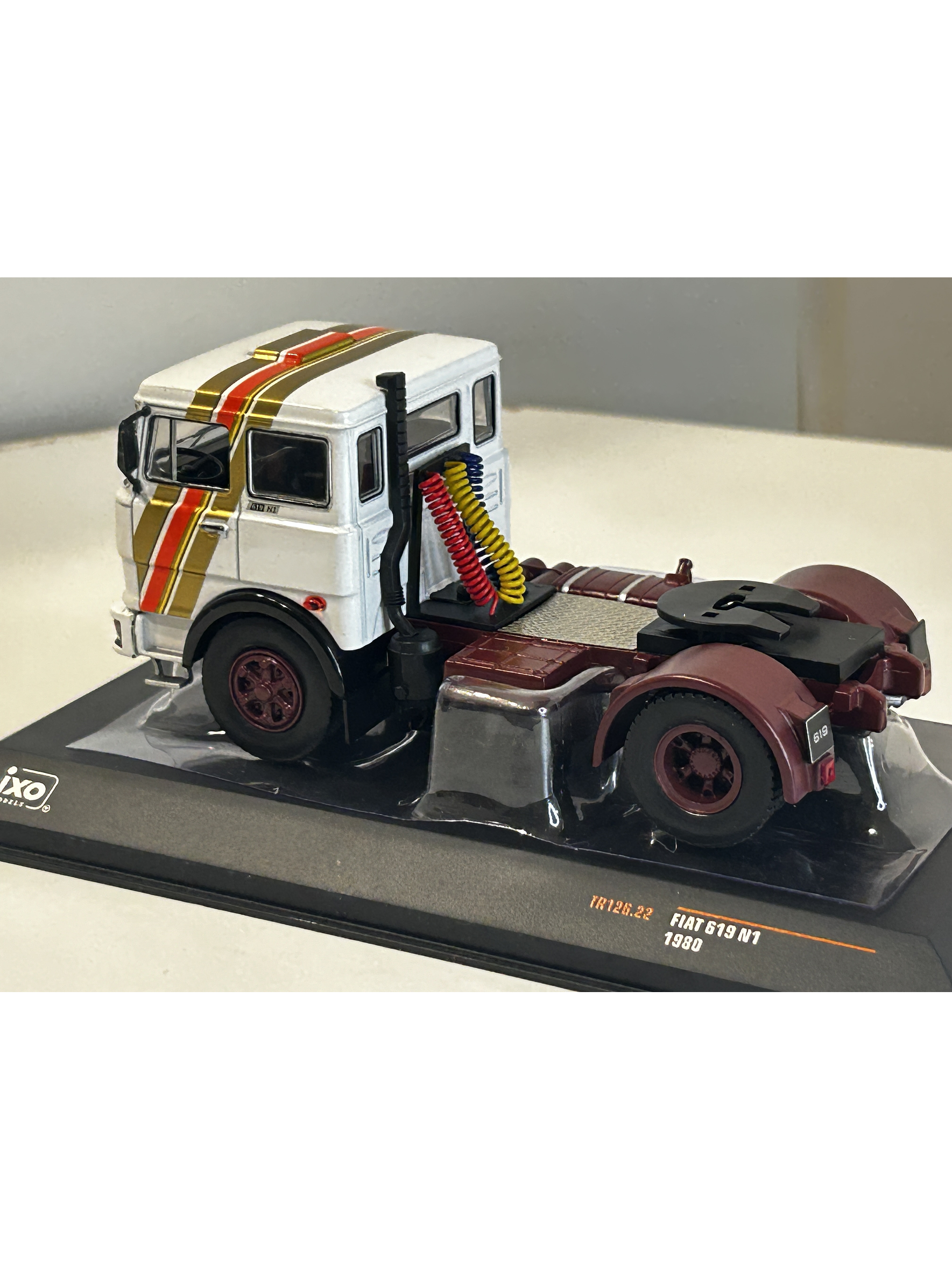 Fiat 619 N1 (1980) a Escala 1:43 | Ixo Models Camión Clásico Die-cast 7