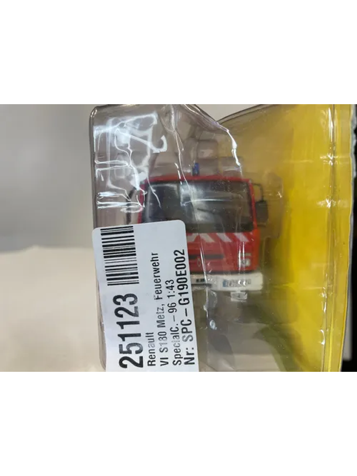 Camión de Bomberos Renault VI Midliner S180 “Haute-Savoie” | Escala 1:43 IXO/Salvat Die-cast 6