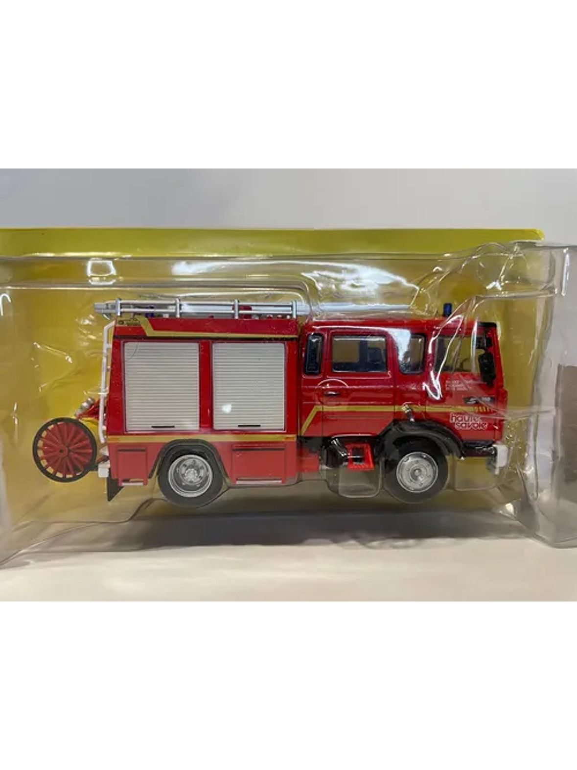 Camión de Bomberos Renault VI Midliner S180 “Haute-Savoie” | Escala 1:43 IXO/Salvat Die-cast 3