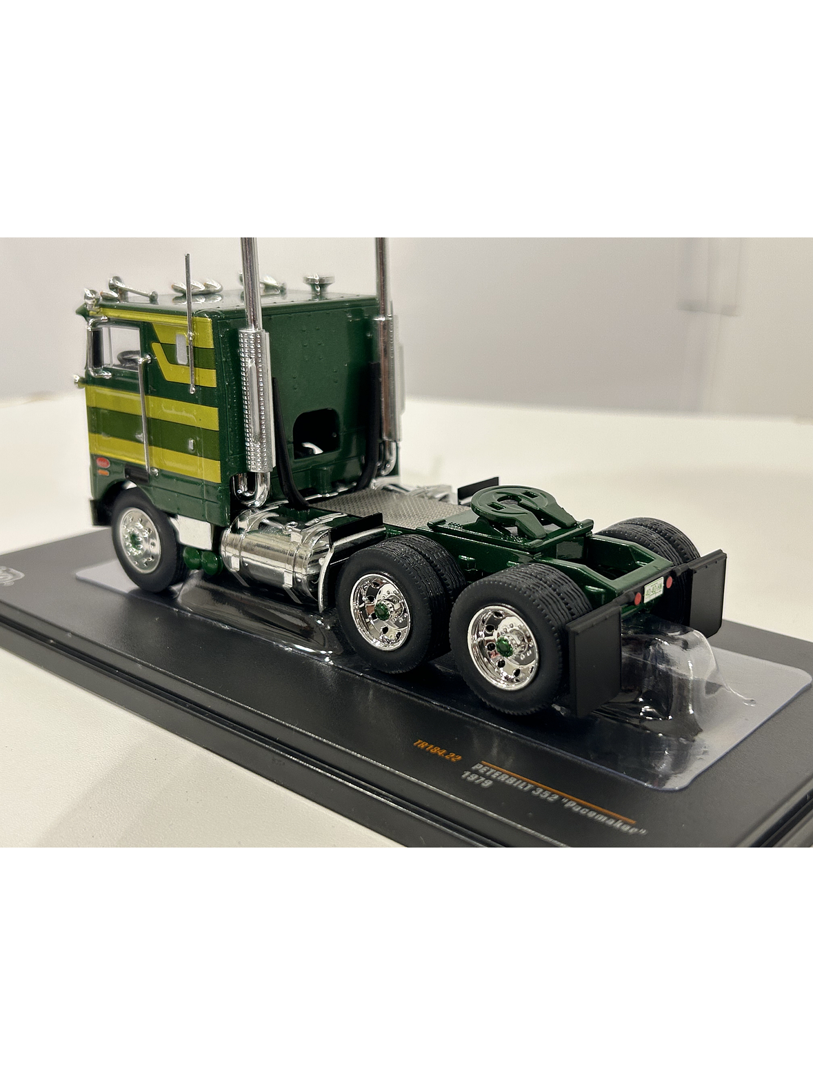 Peterbilt 352 “Pacemaker” 1979 a Escala 1:43 | Ixo Models Camión Americano Clásico Die-cast 5