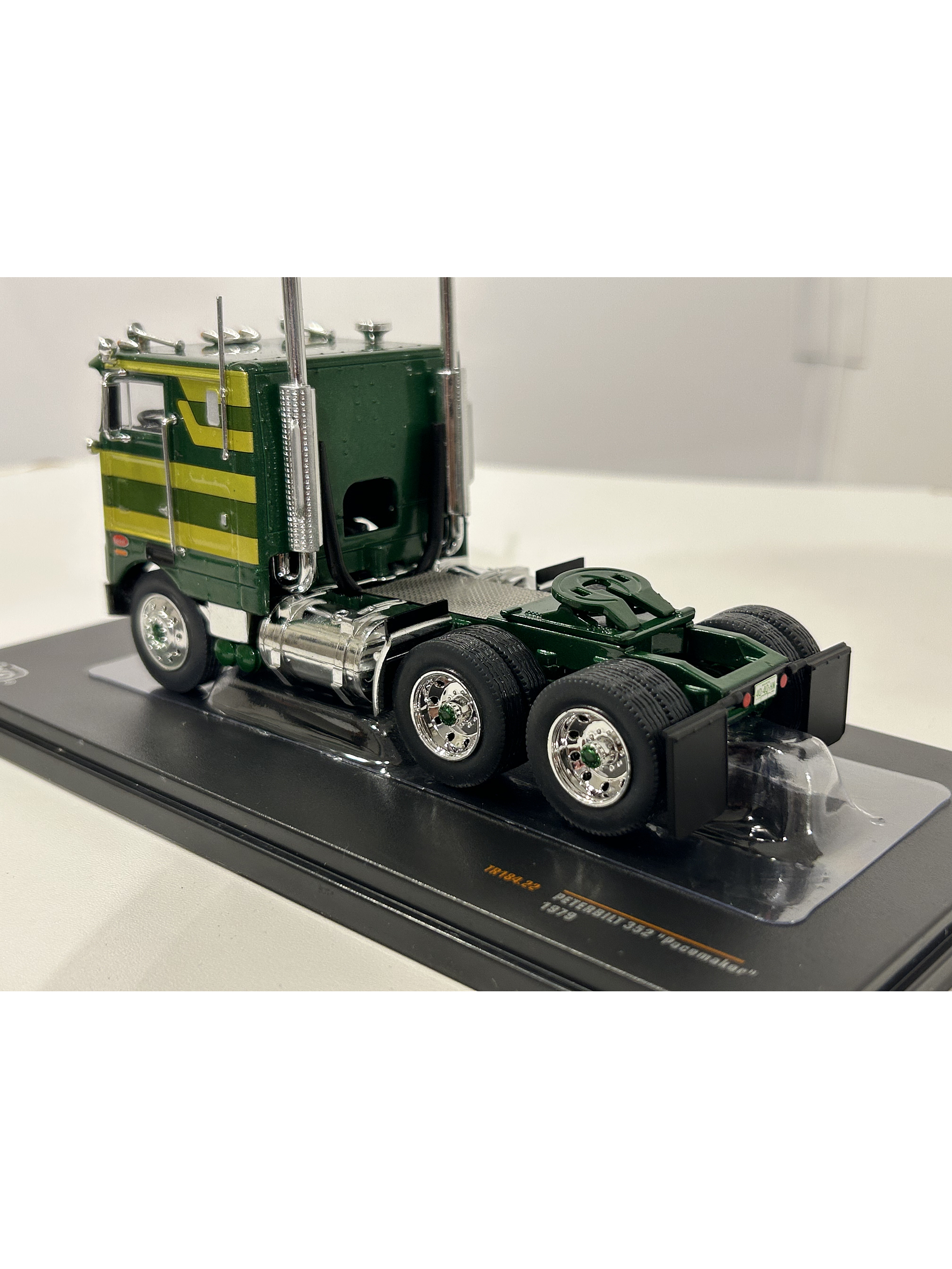Peterbilt 352 “Pacemaker” 1979 a Escala 1:43 | Ixo Models Camión Americano Clásico Die-cast 5