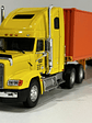 Camión Freightliner FLD 112 (1993) con Contenedor Hyundai – Escala 1:43. Colección Camiones Americanos - Miniatura 2