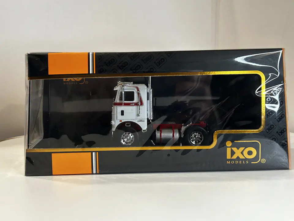 Camión Freightliner COE 1976 | IXO Escala 1:43 9