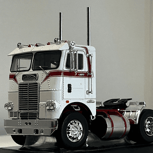 Freightliner COE 1976 – Modelo 1:43 Ixo “Camión Clásico Cab-Over”