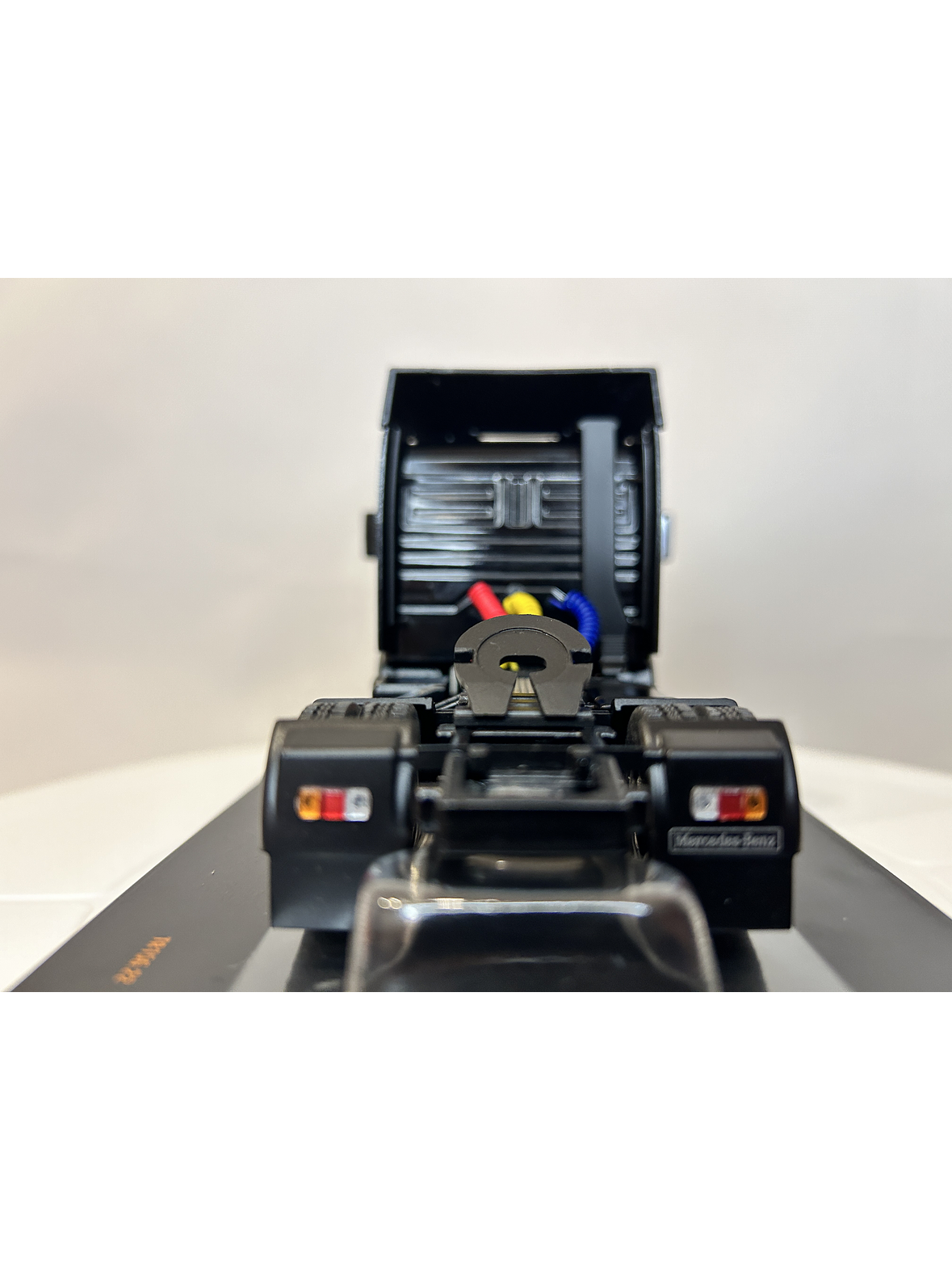 Mercedes-Benz SK II 1850 1994 (1:43) – Camión Clásico Die-cast Ixo 7