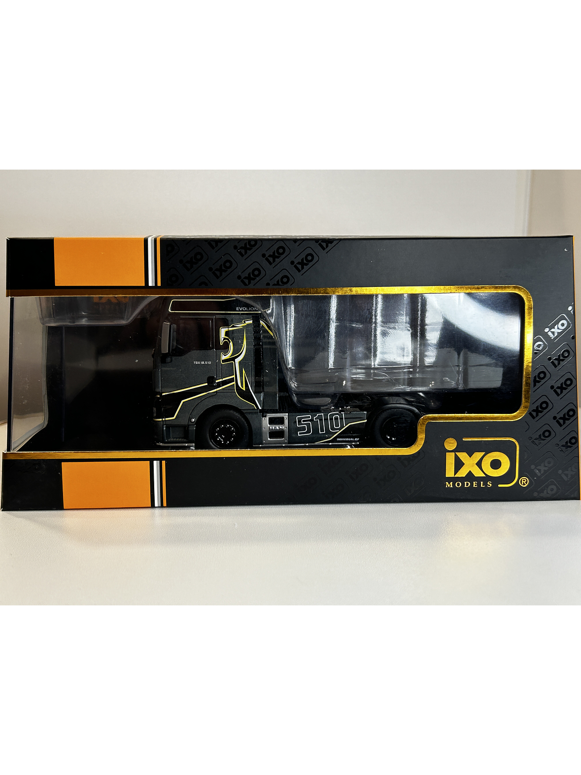 MAN TGX XXL EvoLion 2020 (1:43) – Camión Europeo Premium Ixo Models 11