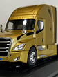 Freightliner Cascadia 2018 (1:43) – Camión Clásico Americano Ixo Models - Miniatura 2