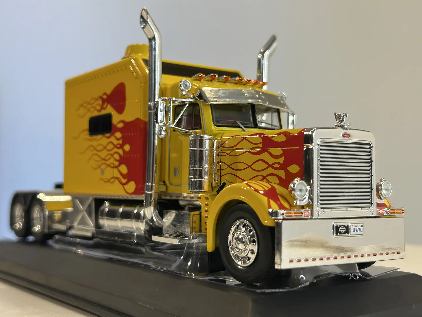 Camión Peterbilt 379 Custom (2002) | IXO 1:43 11
