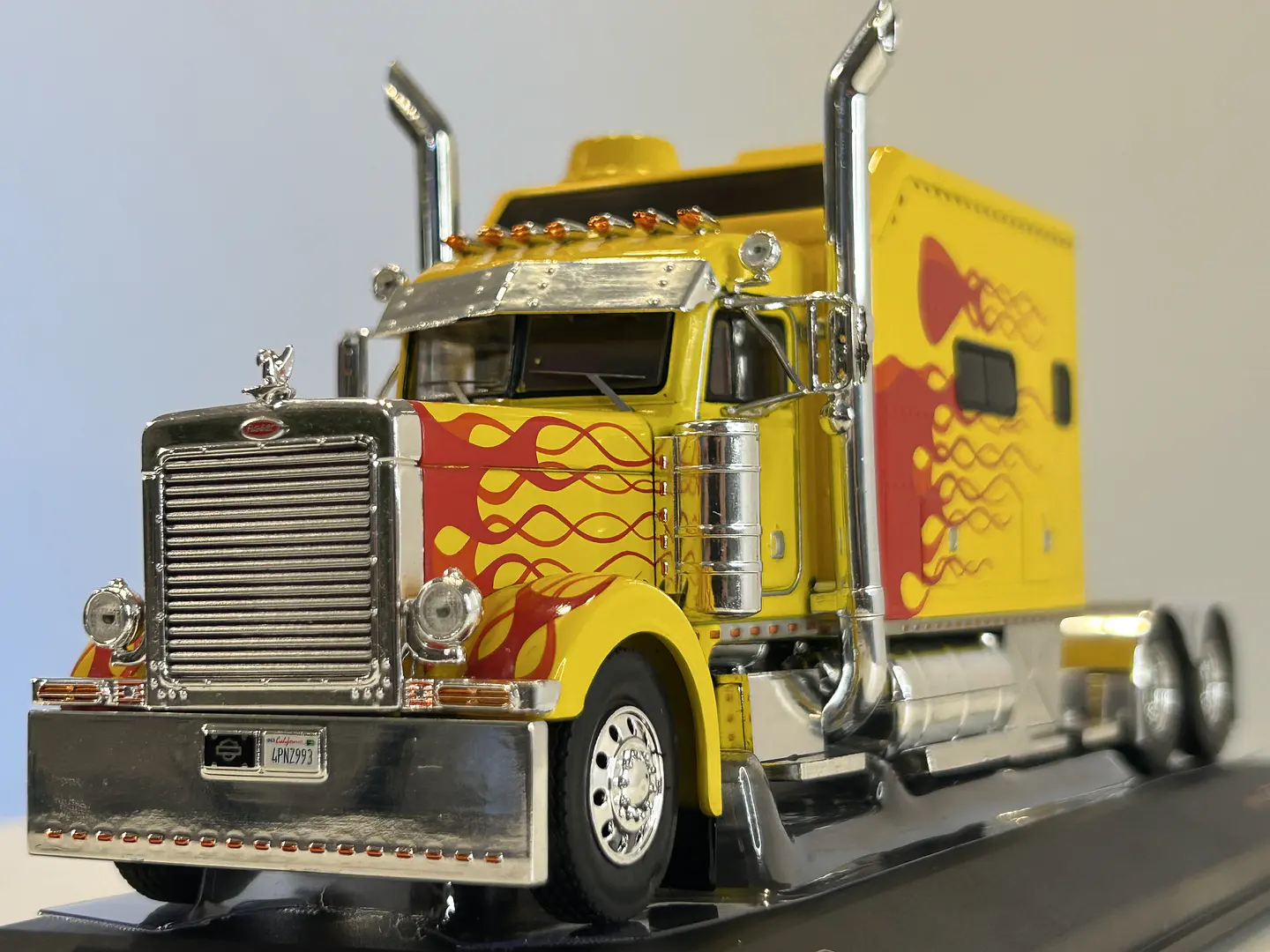 Camión Peterbilt 379 Custom (2002) | IXO 1:43 1