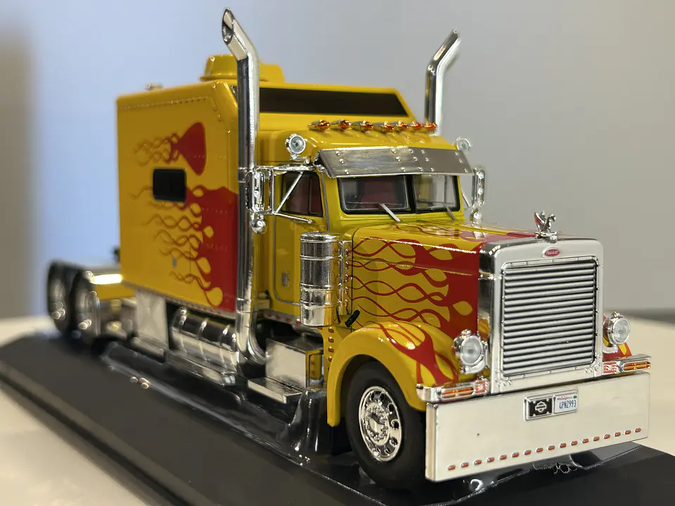 Camión Peterbilt 379 Custom (2002) | IXO 1:43 3